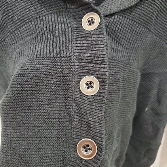 Croft & Barrow Women's Black Fold Over Lapel Knit Button Up Cardigan Size M - Picture 3 of 6